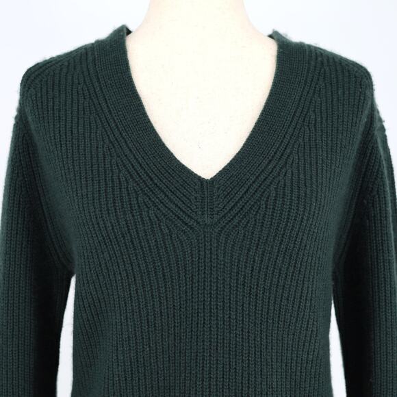Vince Women Dark Green Wool/Cashmere V-neck Cable Knit Relaxed Sweater Size M - Picture 2 of 6